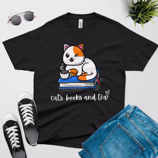 Cats books and tea T-shirt black color