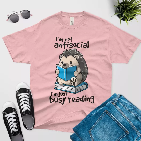 i am not antisocial i am just busy reading t shirt pink color